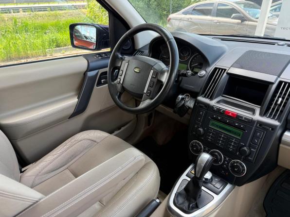 Land Rover Freelander II с пробегом 2010 года, цена 999 900 рублей, 318114 км, внедорожник, Автокод Объявления