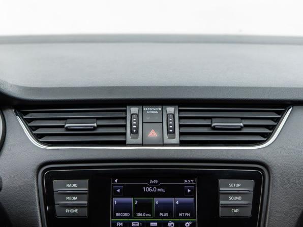 Skoda Octavia III (A7) с пробегом 2015 года, цена 1 218 000 рублей, 152901 км, лифтбек, Автокод Объявления