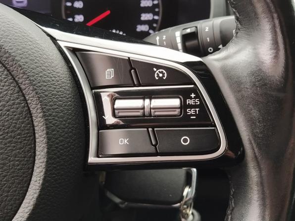 Kia Seltos I с пробегом 2022 года, цена 2 299 000 рублей, 66169 км, внедорожник, Автокод Объявления