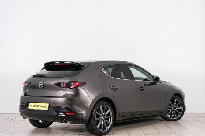 Mazda 3 IV (BP) с пробегом 2019 года, цена 1 699 000 рублей, 104000 км, хэтчбек, Автокод Объявления