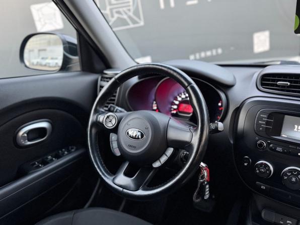 Kia Soul II Рестайлинг с пробегом 2016 года, цена 1 477 000 рублей, 81684 км, хэтчбек, Автокод Объявления