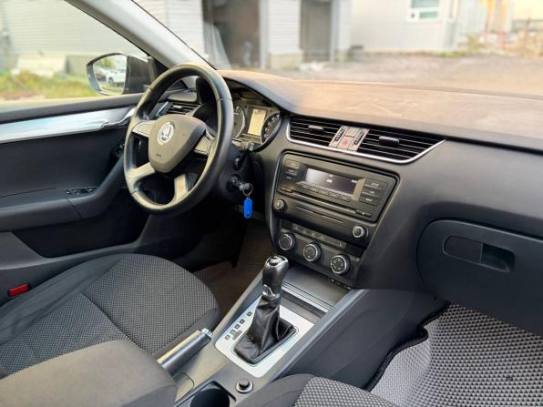 Skoda Octavia III (A7) с пробегом 2013 года, цена 735 000 рублей, 310000 км, лифтбек, Автокод Объявления