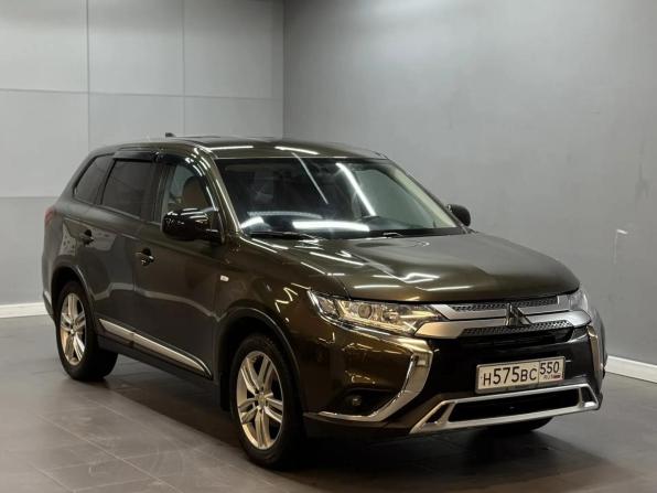 Mitsubishi Outlander III Рестайлинг 3 с пробегом 2020 года, цена 2 127 000 рублей, 110000 км, внедорожник, Автокод Объявления