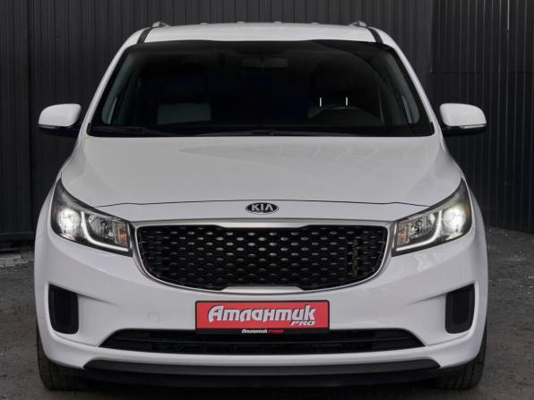 Kia Sedona III с пробегом 2015 года, цена 2 190 000 рублей, 136264 км, минивэн, Автокод Объявления