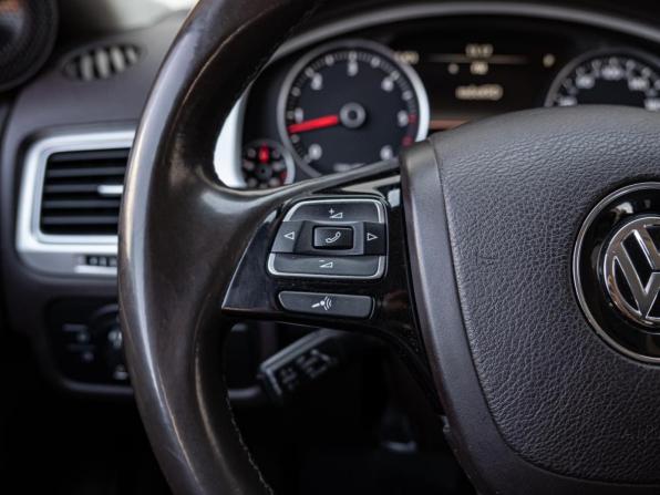 Volkswagen Touareg II Рестайлинг с пробегом 2016 года, цена 2 890 000 рублей, 207301 км, внедорожник, Автокод Объявления