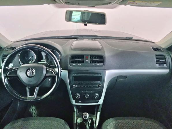 Skoda Yeti I Рестайлинг с пробегом 2015 года, цена 1 099 000 рублей, 150000 км, внедорожник, Автокод Объявления