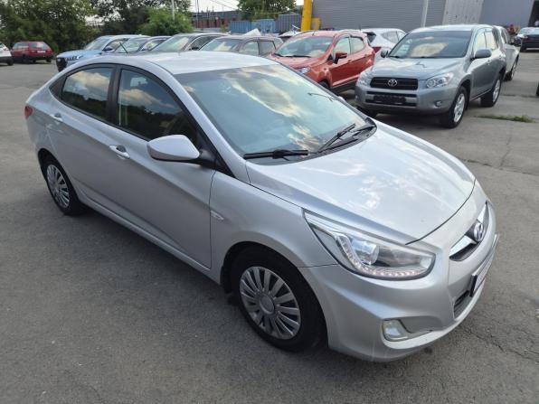 Hyundai Solaris I с пробегом 2014 года, цена 790 000 рублей, 161249 км, седан, Автокод Объявления