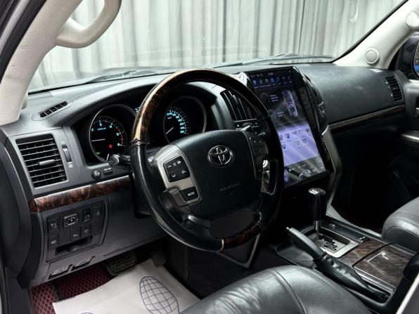 Toyota Land Cruiser 200 Series с пробегом 2008 года, цена 2 549 000 рублей, 292993 км, внедорожник, Автокод Объявления