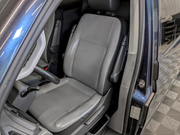 Volkswagen Caravelle T6 Рестайлинг с пробегом 2020 года, цена 3 950 000 рублей, 162597 км, минивэн, Автокод Объявления
