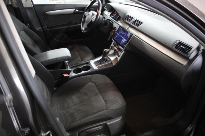 Volkswagen Passat B7 с пробегом 2012 года, цена 825 000 рублей, 198500 км, седан, Автокод Объявления