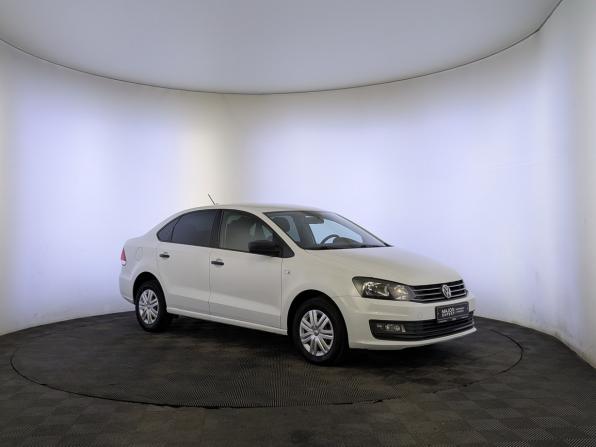 Volkswagen Polo V Рестайлинг с пробегом 2017 года, цена 1 050 000 рублей, 138723 км, седан, Автокод Объявления