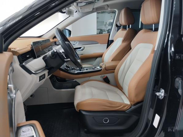 JETOUR X70+ I Рестайлинг с пробегом 2024 года, цена 2 200 000 рублей, 27800 км, внедорожник, Автокод Объявления
