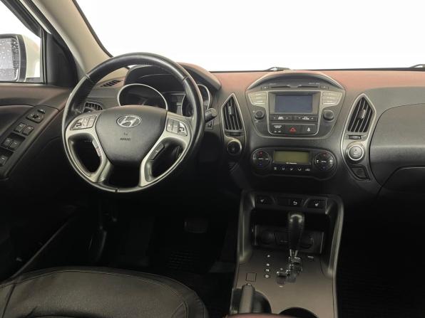Hyundai ix35 I Рестайлинг с пробегом 2014 года, цена 1 317 000 рублей, 182519 км, внедорожник, Автокод Объявления