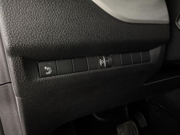 Peugeot Traveller I с пробегом 2021 года, цена 3 200 000 рублей, 93714 км, минивэн, Автокод Объявления