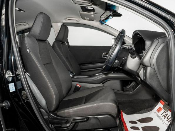 Honda Vezel I Рестайлинг с пробегом 2018 года, цена 1 900 000 рублей, 70634 км, внедорожник, Автокод Объявления