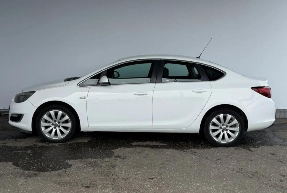Opel Astra J Рестайлинг Киров  - изображение 9