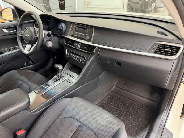 Kia Optima IV Рестайлинг с пробегом 2020 года, цена 2 150 000 рублей, 76121 км, седан, Автокод Объявления