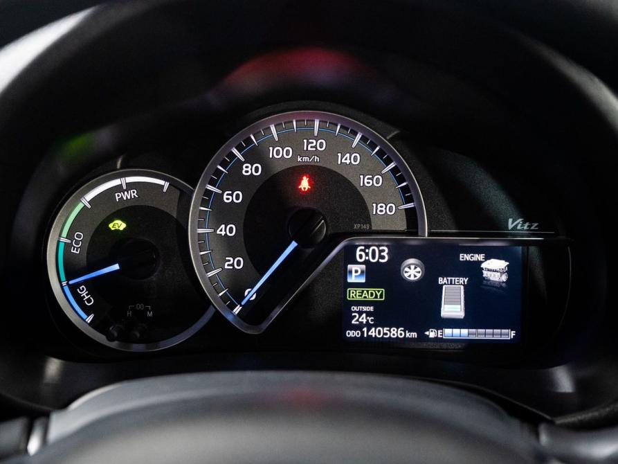 Toyota Vitz III (XP130) Рестайлинг 2 Иркутск  - изображение 11
