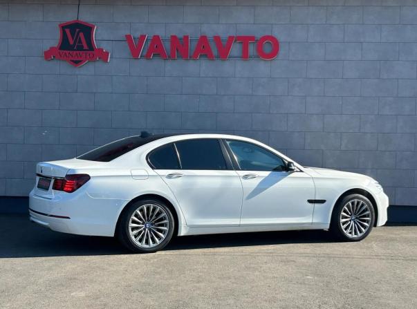 BMW 7 серии V (F01/F02/F04) Рестайлинг с пробегом 2015 года, цена 2 050 000 рублей, 273100 км, седан, Автокод Объявления