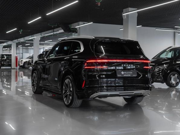 Zeekr 8X с пробегом 2026 года, цена 12 100 000 рублей, 18 км, внедорожник, Автокод Объявления
