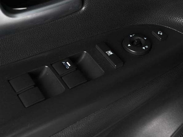 Kia Venga I с пробегом 2011 года, цена 949 000 рублей, 94111 км, компактвэн, Автокод Объявления
