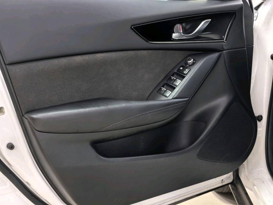 Mazda CX-4 I Рестайлинг Краснодар  - изображение 17