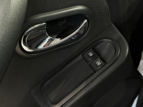 Renault Duster I Рестайлинг с пробегом 2020 года, цена 1 550 000 рублей, 80000 км, внедорожник, Автокод Объявления