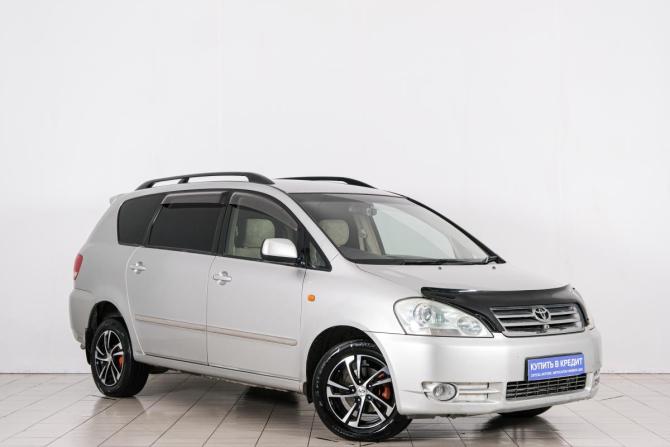 Toyota Ipsum II (M20) с пробегом 2001 года, цена 829 000 рублей, 246000 км, компактвэн, Автокод Объявления