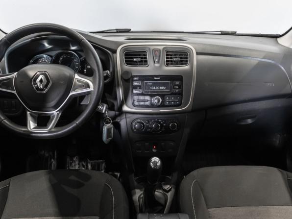 Renault Logan II Рестайлинг с пробегом 2019 года, цена 940 000 рублей, 106457 км, седан, Автокод Объявления