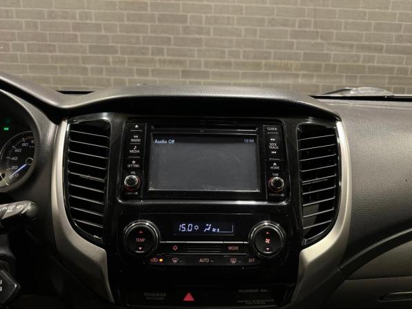 Mitsubishi L200 V с пробегом 2017 года, цена 2 165 000 рублей, 161783 км, пикап, Автокод Объявления