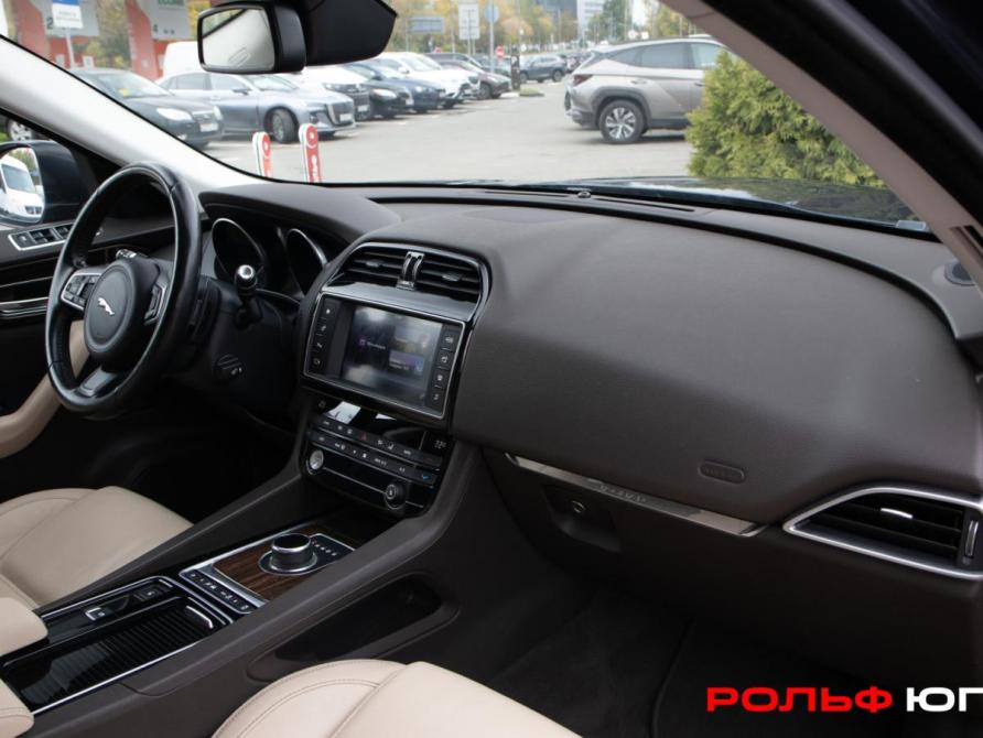 Jaguar F-Pace I Москва  - изображение 7
