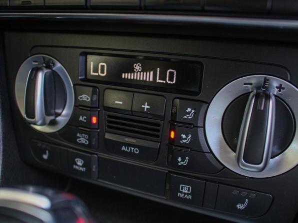 Audi Q3 I (8U) с пробегом 2011 года, цена 1 502 000 рублей, 159900 км, внедорожник, Автокод Объявления