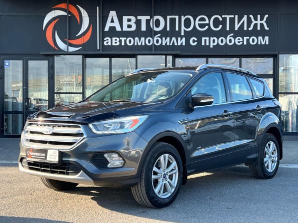 Ford Kuga II Рестайлинг с пробегом 2017 года, цена 1 577 000 рублей, 136402 км, внедорожник, Автокод Объявления