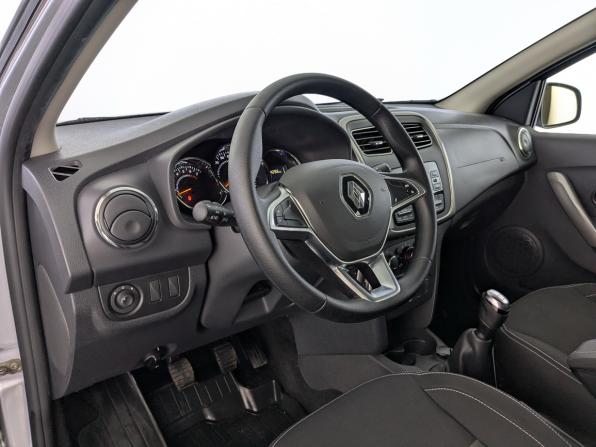 Renault Sandero II Рестайлинг с пробегом 2020 года, цена 1 250 000 рублей, 34279 км, хэтчбек, Автокод Объявления