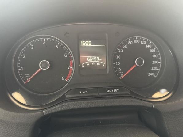 Volkswagen Polo V Рестайлинг с пробегом 2018 года, цена 1 020 900 рублей, 166489 км, седан, Автокод Объявления