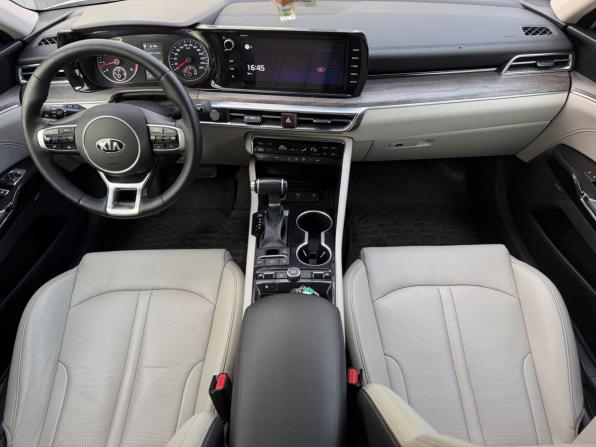 Kia K5 III с пробегом 2020 года, цена 2 450 000 рублей, 122000 км, седан, Автокод Объявления
