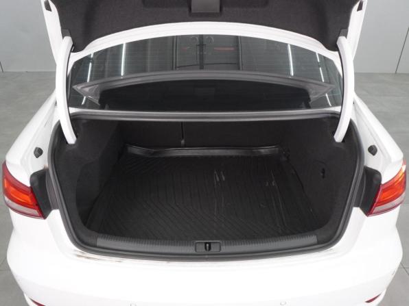 Audi A3 III (8V) Рестайлинг с пробегом 2016 года, цена 1 517 000 рублей, 179129 км, седан, Автокод Объявления