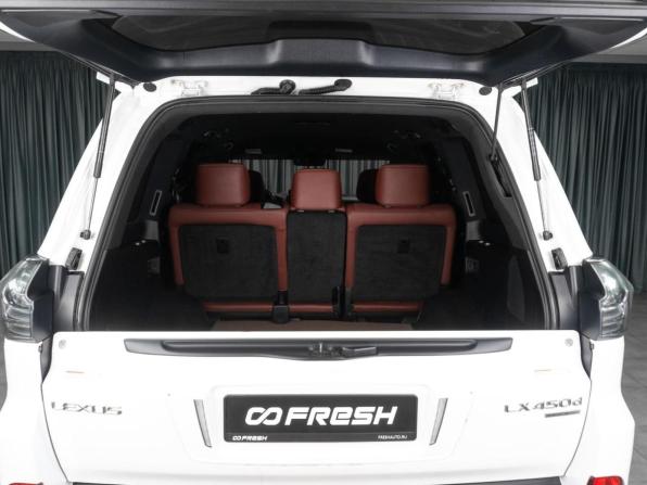Lexus LX III Рестайлинг 2 с пробегом 2019 года, цена 9 849 000 рублей, 78237 км, внедорожник, Автокод Объявления