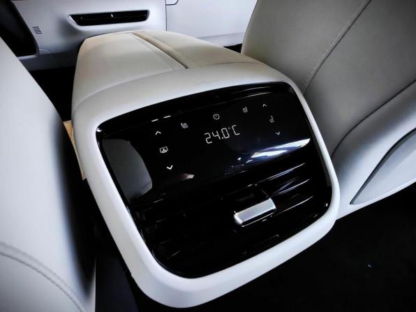 Новый Changan Deepal S07 I 2025 года, цена 5 373 340 рублей, внедорожник, Автокод Объявления