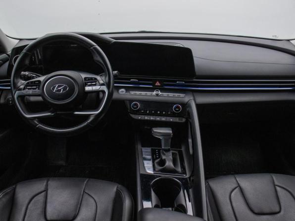 Hyundai Elantra VII (CN7) с пробегом 2021 года, цена 2 119 000 рублей, 72299 км, седан, Автокод Объявления