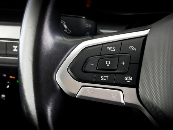 Volkswagen Multivan T6 Рестайлинг с пробегом 2021 года, цена 6 000 000 рублей, 120666 км, минивэн, Автокод Объявления