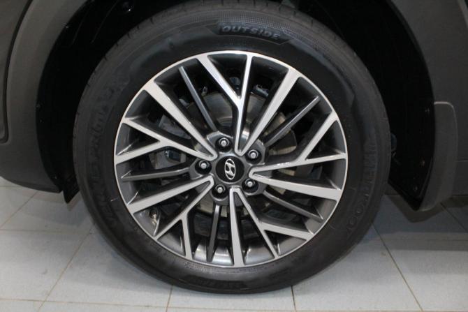 Hyundai Tucson III Рестайлинг с пробегом 2020 года, цена 2 549 000 рублей, 100900 км, внедорожник, Автокод Объявления