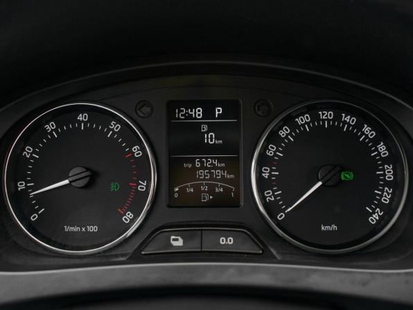 Skoda Rapid I с пробегом 2014 года, цена 895 000 рублей, 195794 км, лифтбек, Автокод Объявления
