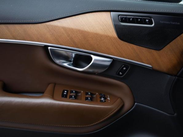 Volvo XC90 II Рестайлинг 1 с пробегом 2019 года, цена 4 549 000 рублей, 144916 км, внедорожник, Автокод Объявления