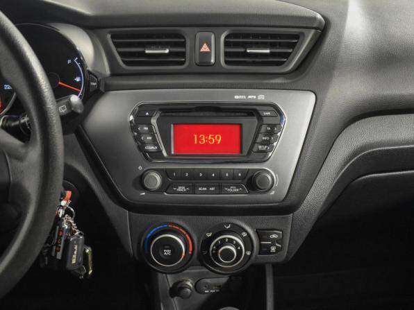 Kia Rio III с пробегом 2014 года, цена 780 000 рублей, 107681 км, хэтчбек, Автокод Объявления