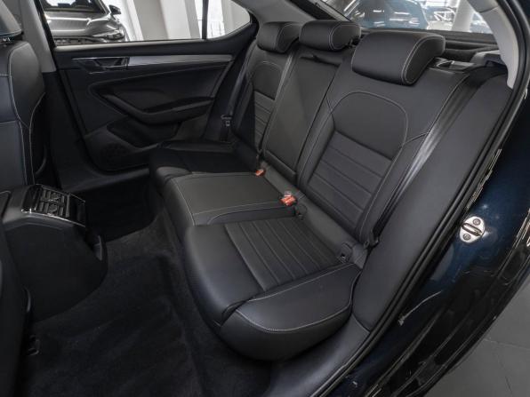 Skoda Superb III Рестайлинг с пробегом 2025 года, цена 3 255 000 рублей, 13 км, лифтбек, Автокод Объявления