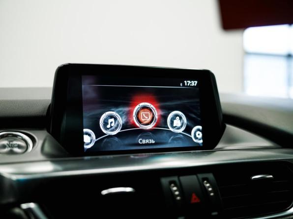 Mazda 6 III (GJ) Рестайлинг с пробегом 2017 года, цена 1 779 000 рублей, 177129 км, седан, Автокод Объявления