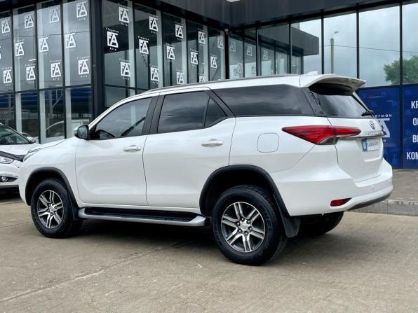 Toyota Fortuner II с пробегом 2019 года, цена 2 850 000 рублей, 45000 км, внедорожник, Автокод Объявления