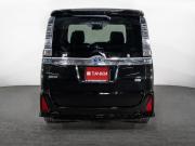 Toyota Voxy III (R80) Рестайлинг Иркутск  - изображение 24