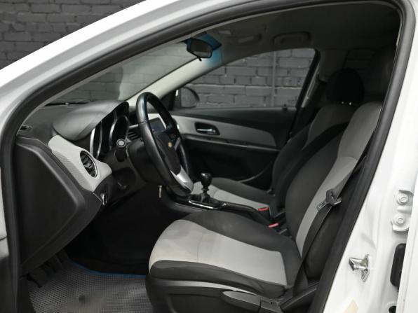 Chevrolet Cruze I с пробегом 2012 года, цена 725 000 рублей, 168176 км, хэтчбек, Автокод Объявления